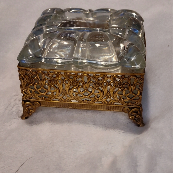 Vintage Vanity Set (3pcs) - Picture 3 of 11